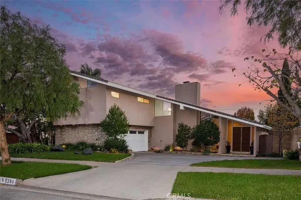 5360 E El Jardin Street, Long Beach