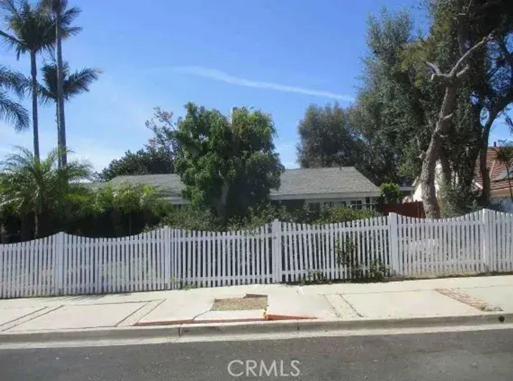 13571 Laurinda Way, Santa Ana