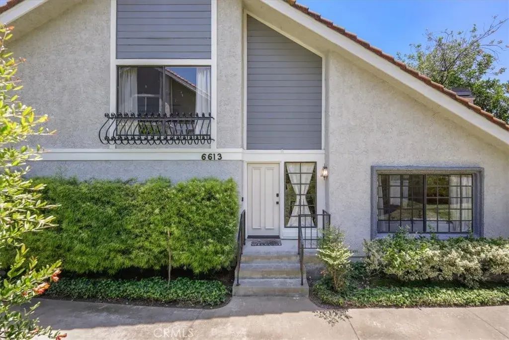 6613 Poppyview Drive, Oak Park