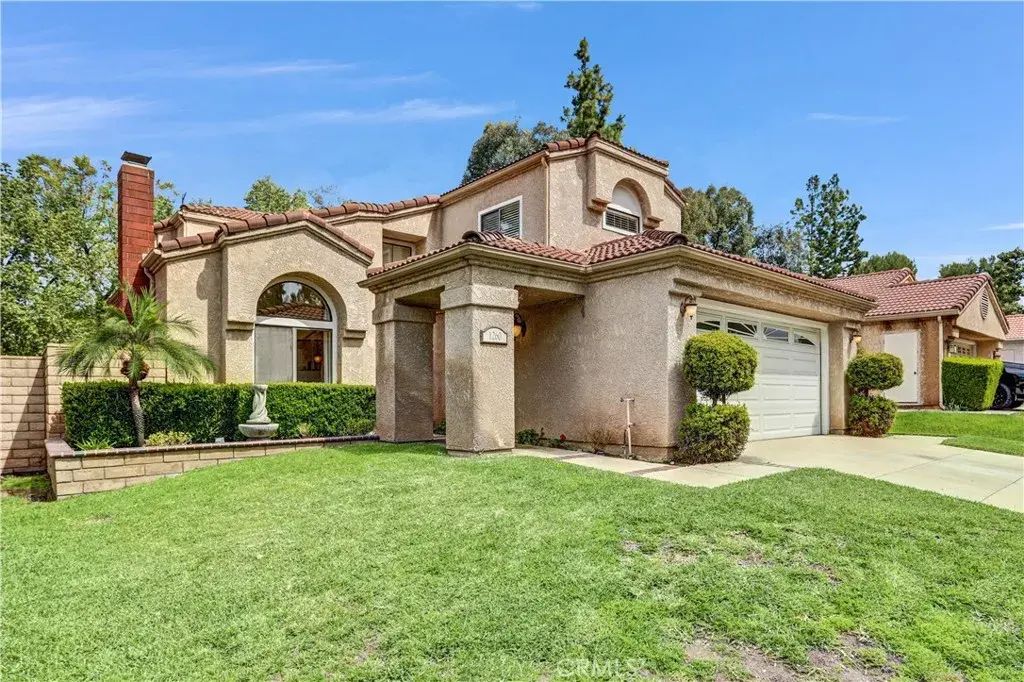 1260 Via Barcelona, Redlands