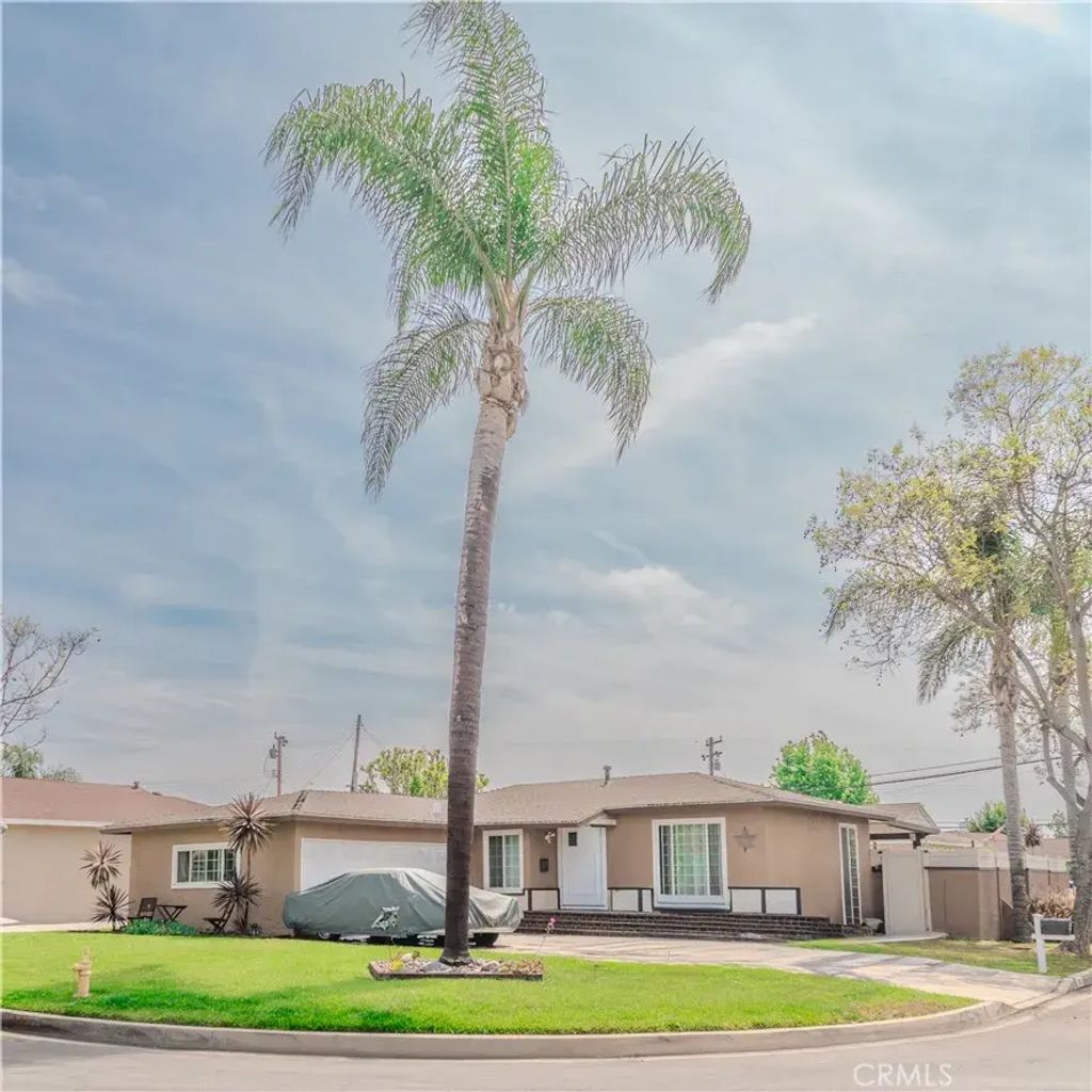 11906 Bluefield, La Mirada