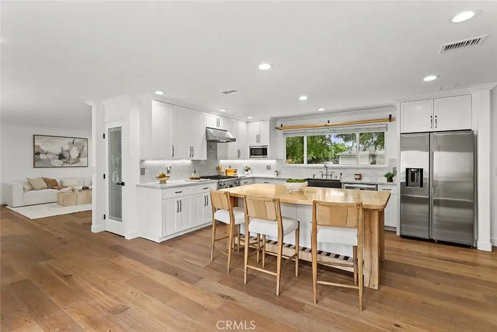 2162 Montgomery Road, Thousand Oaks