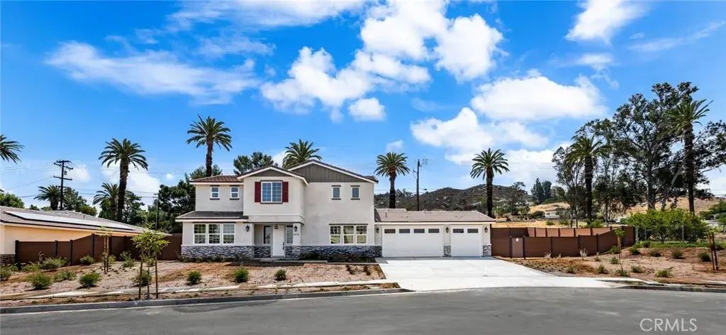 5978 Copperfield Avenue, Riverside
