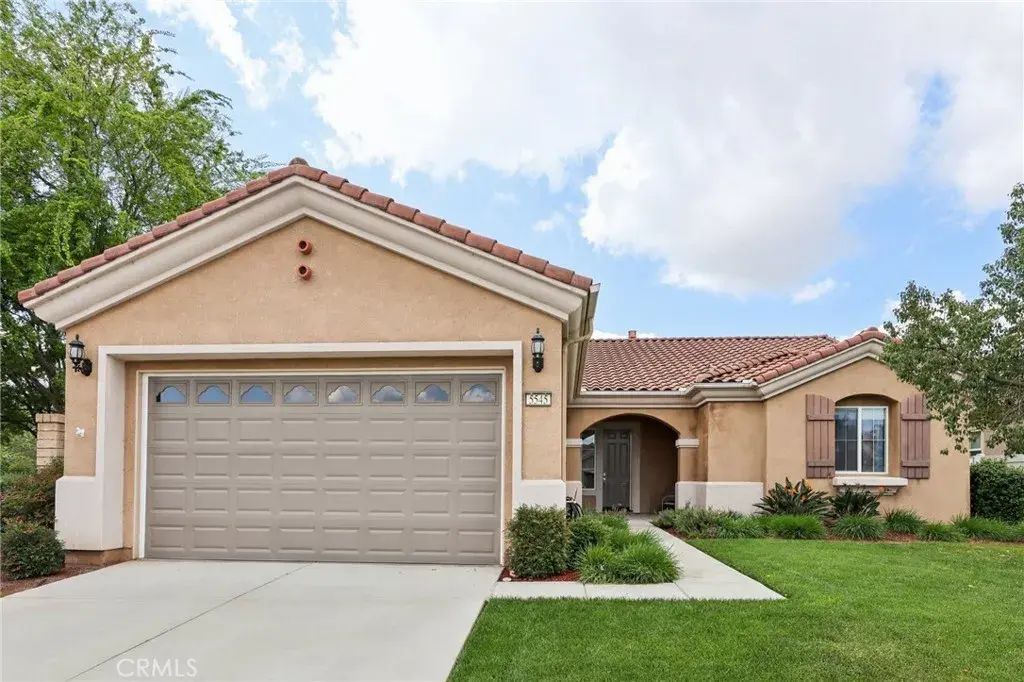 5545 Corte Vallarta, Hemet