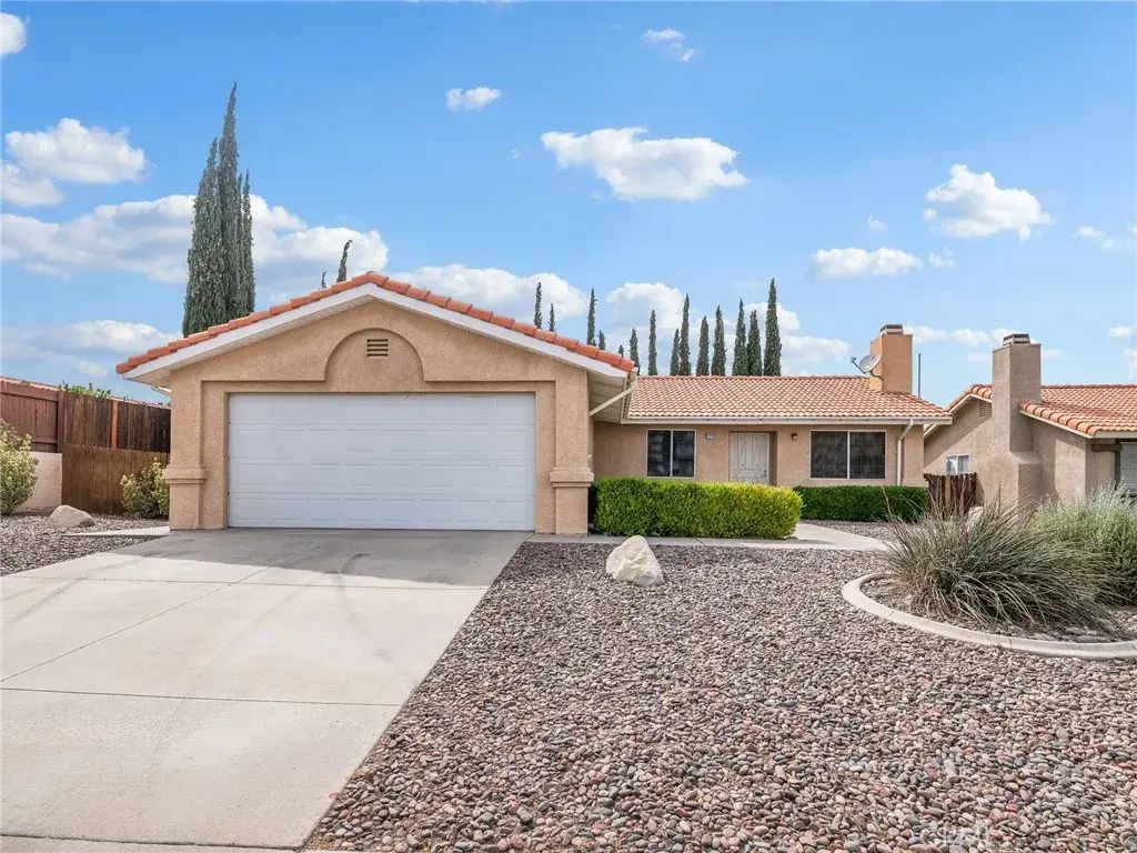 12298 Woodview, Victorville