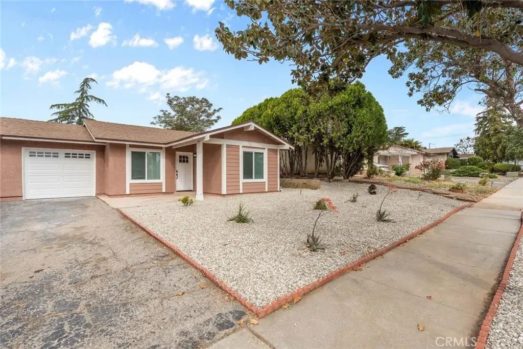 401 Marian, Banning