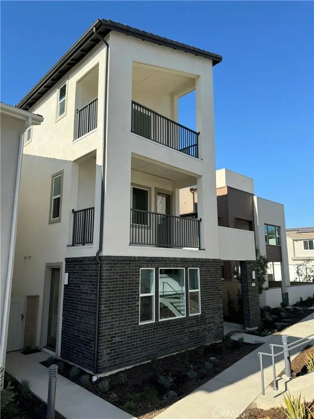114 Seep, Irvine