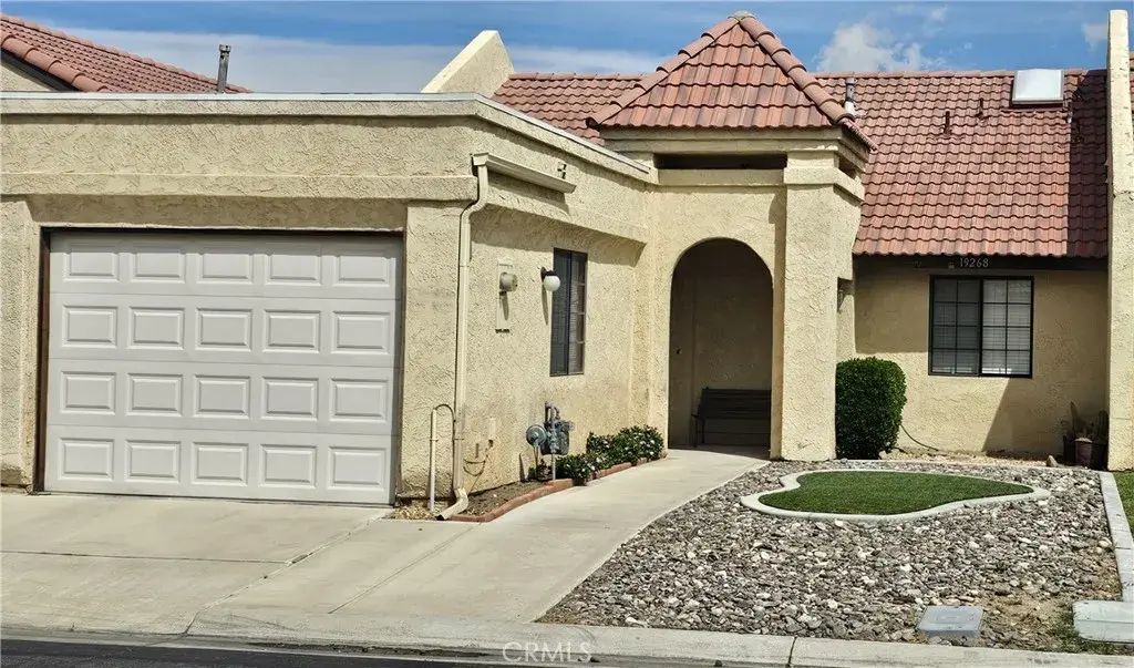 19268 Elm, Apple Valley