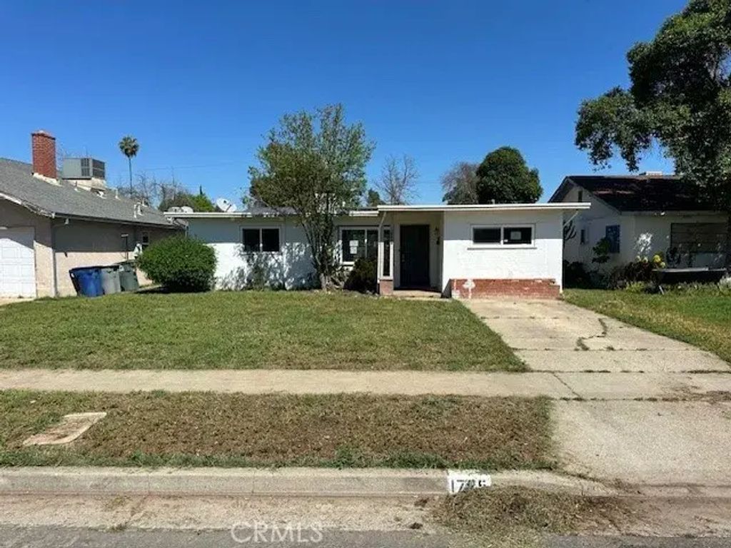 1725 E 22nd, Merced
