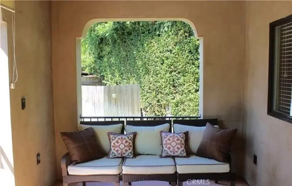 507 Grove Place, Glendale
