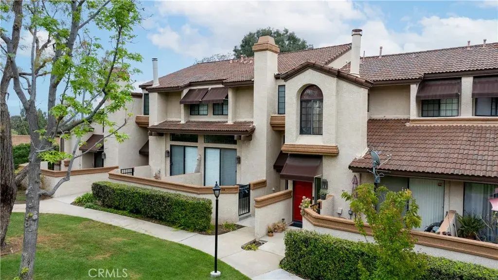 29 Goldstar, Pomona
