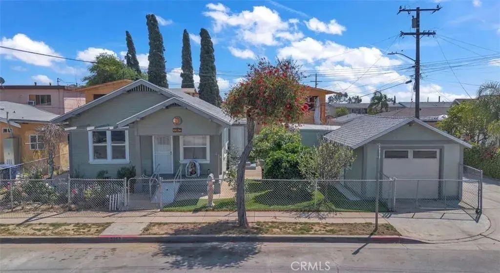 3962 Hubbard, Los Angeles