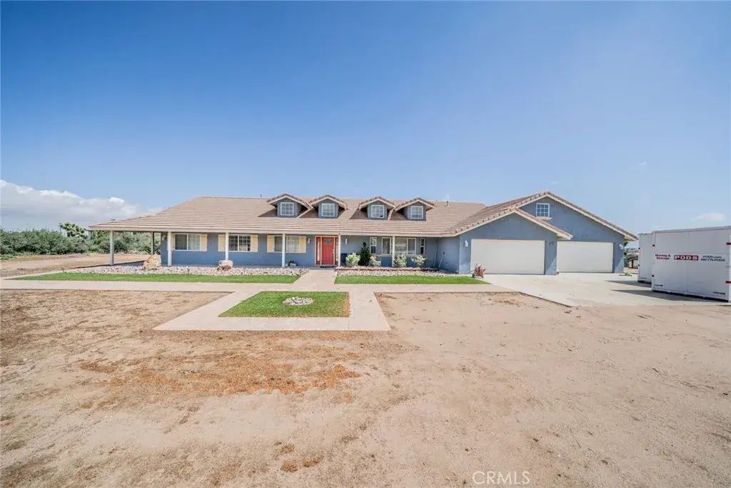10636 Larch, Oak Hills