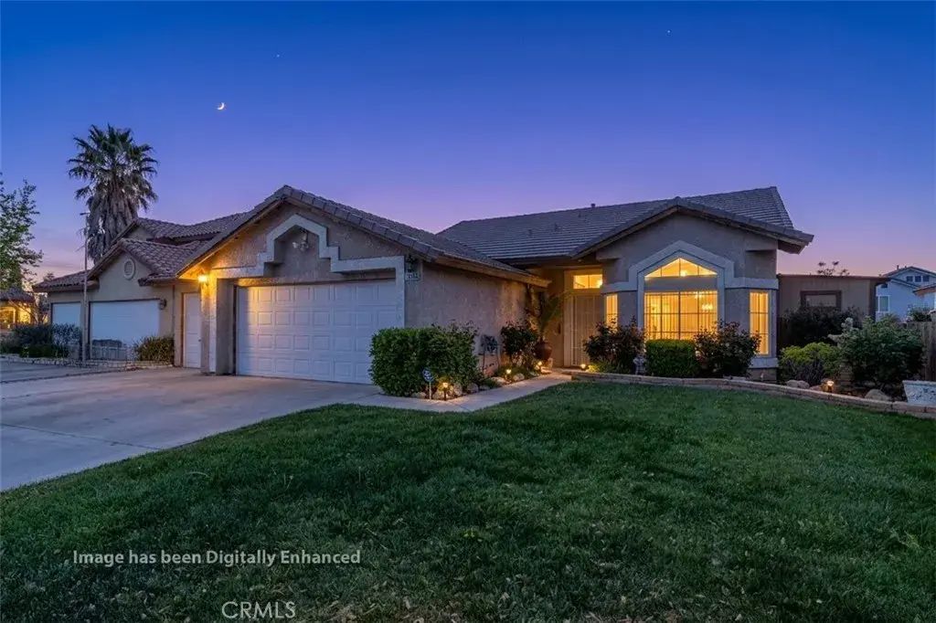 13280 Viejo, Victorville