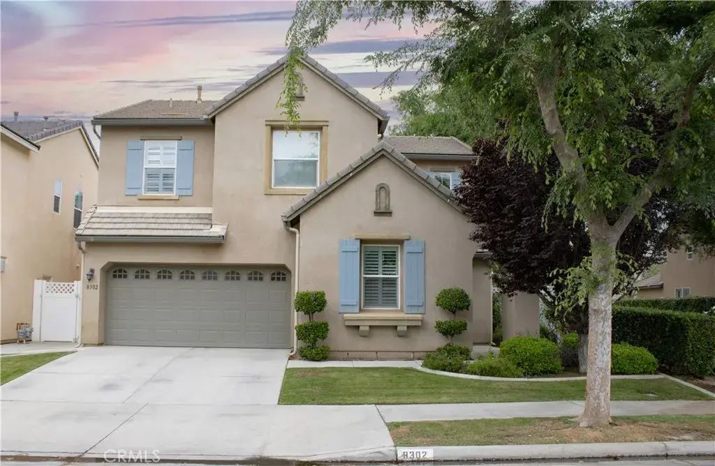 8302 Allyn Bacon, Bakersfield