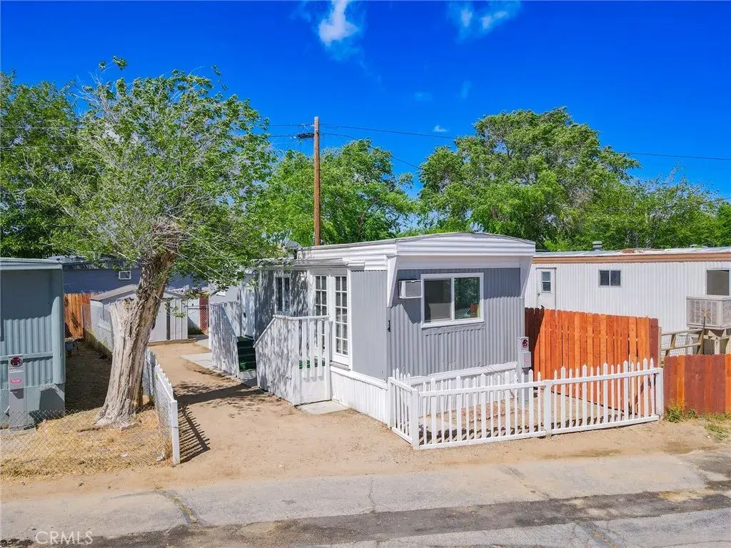1258 W Rosamond Boulevard 14, Rosamond