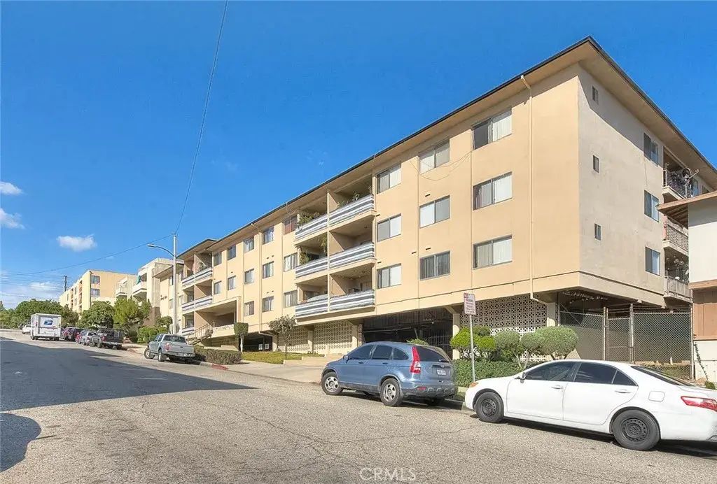 608 N Taylor 313, Montebello