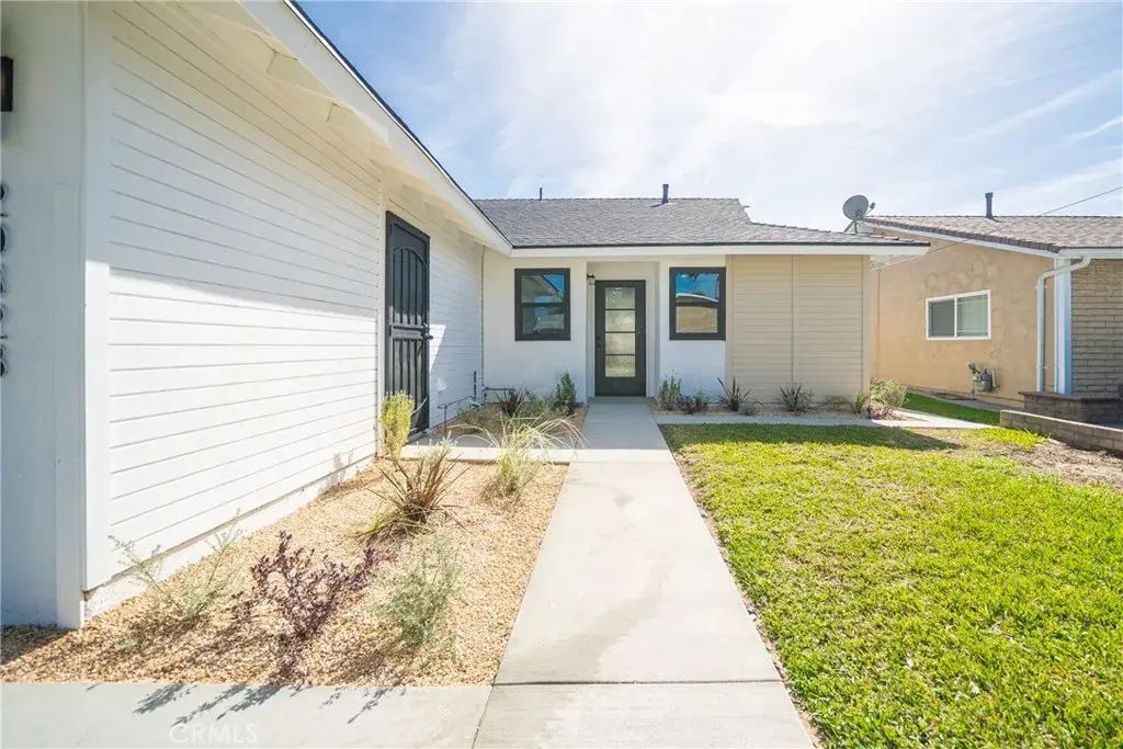 20828 Nectar, Lakewood