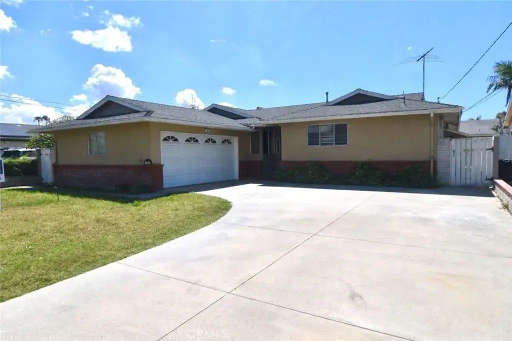 2038 W Victoria, Anaheim