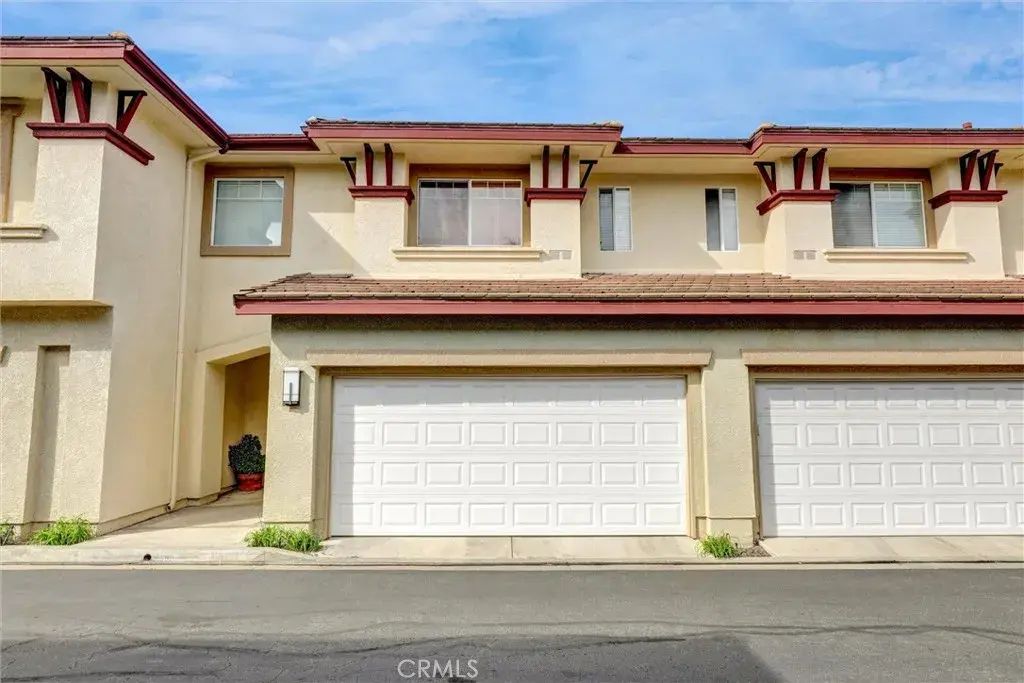 9 Mosaic, Aliso Viejo