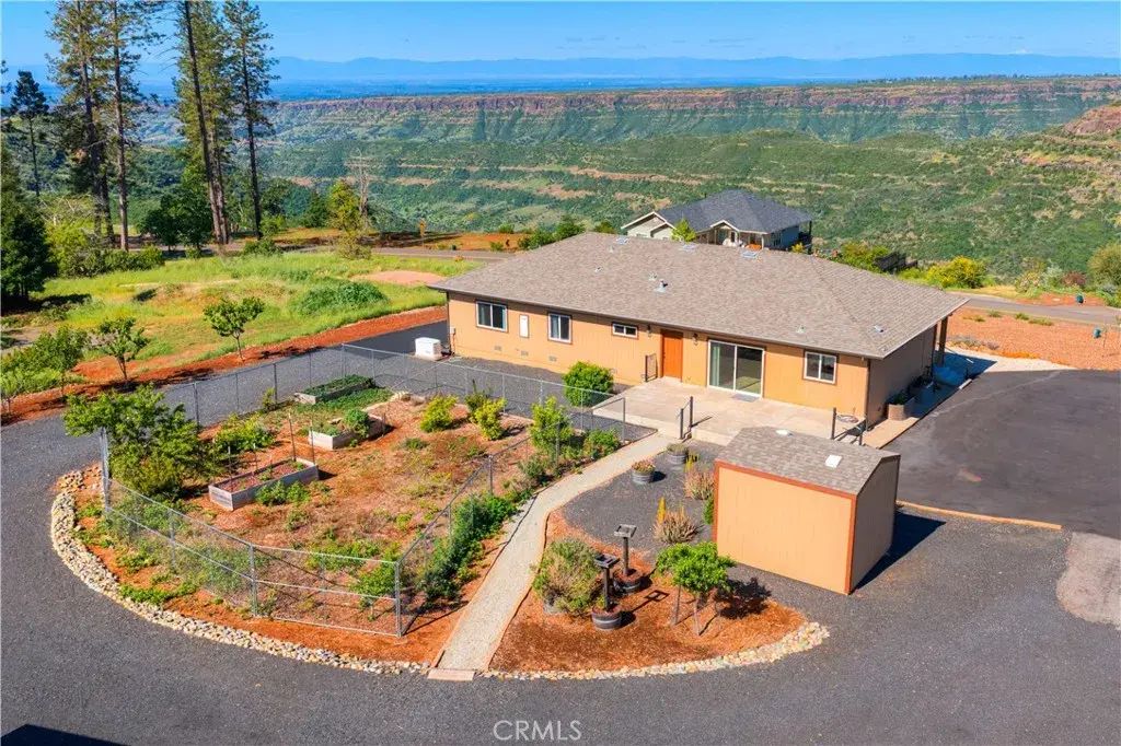 6092 Cliff Drive, Paradise