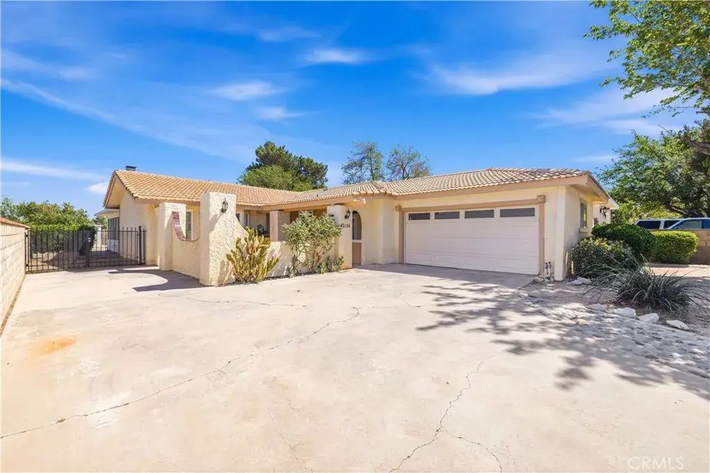 42136 55th West, Lancaster