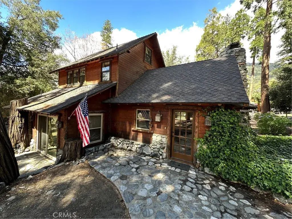 9120 Torrey Pines, Forest Falls
