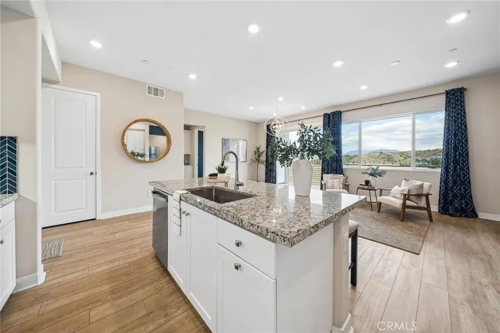 27466 Mercantile Court 205, Valencia