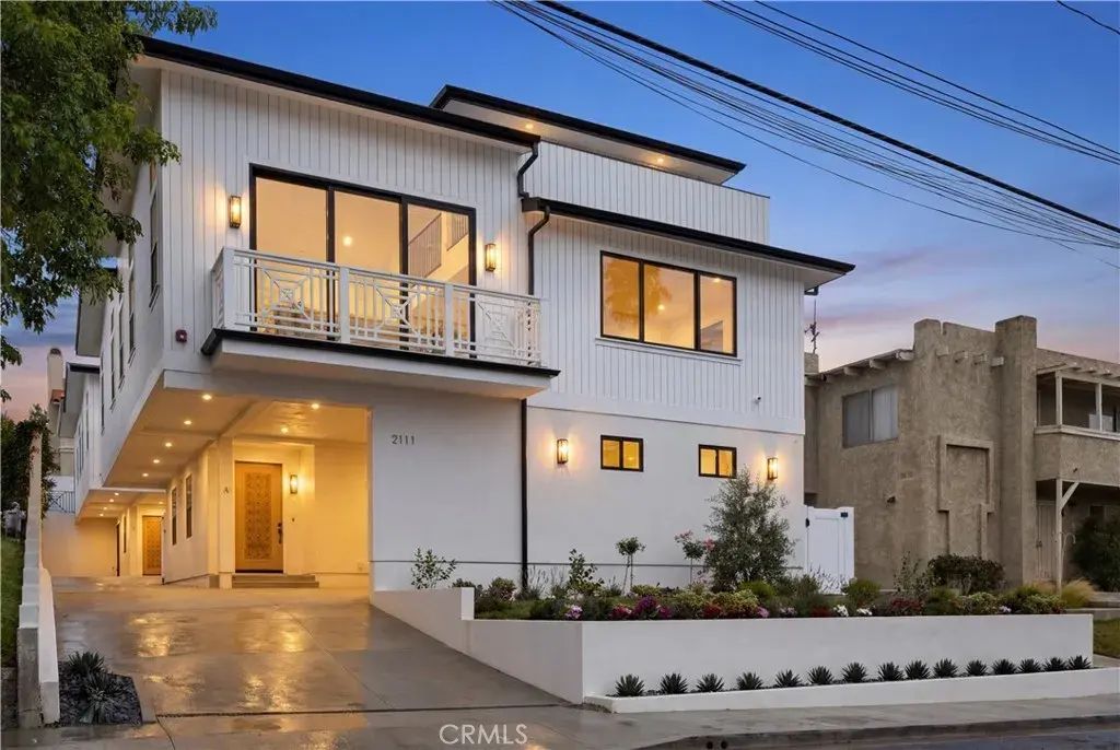 2111 Clark B, Redondo Beach