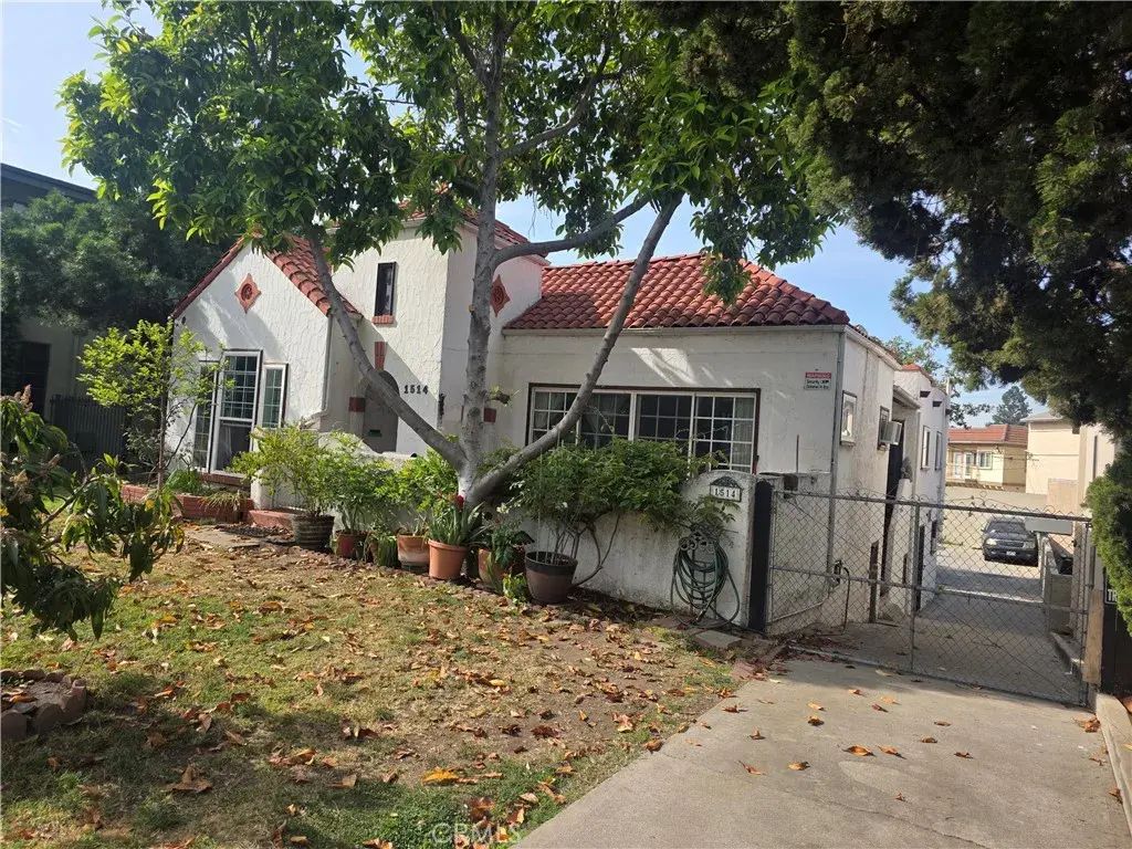1514 E Wilson, Glendale