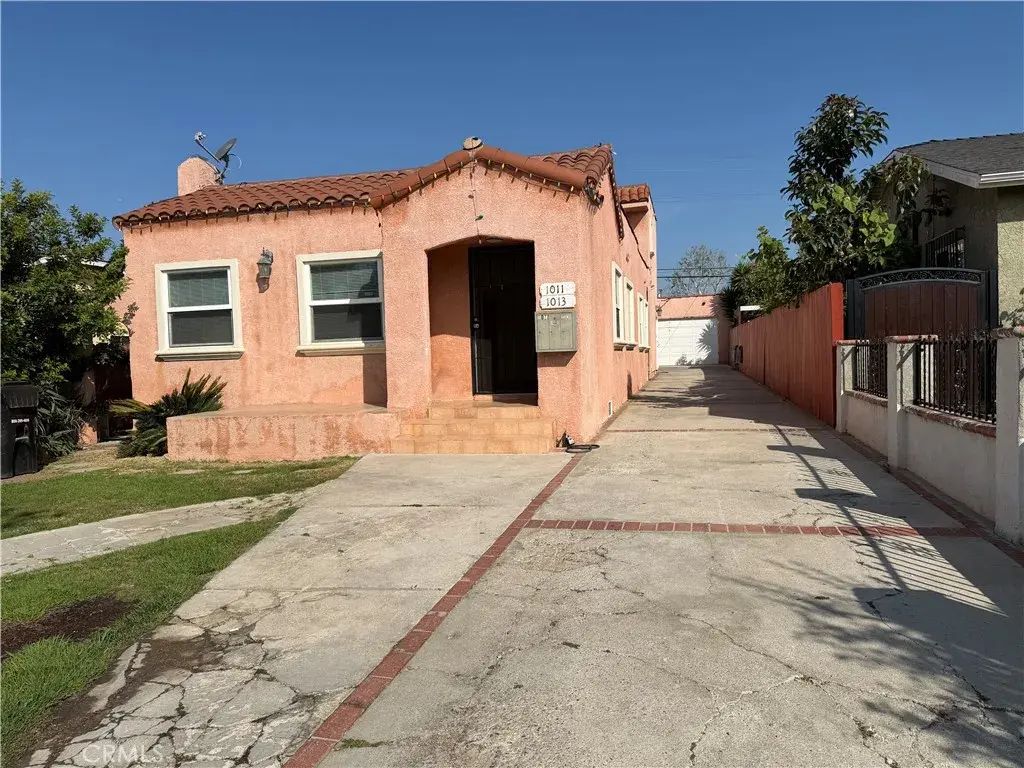 1011 E 65th, Inglewood