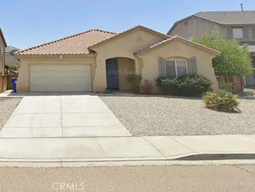 13637 Copper Street, Victorville