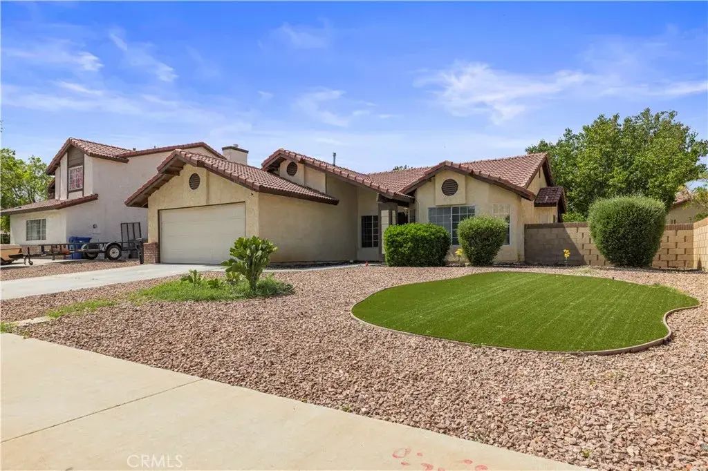 43711 16th East, Lancaster