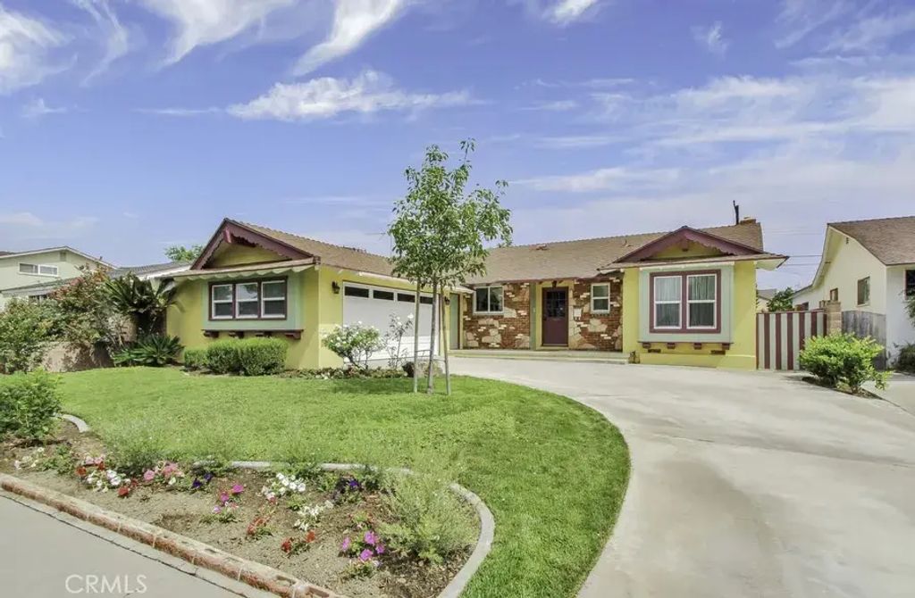 1319 W Stella, Anaheim