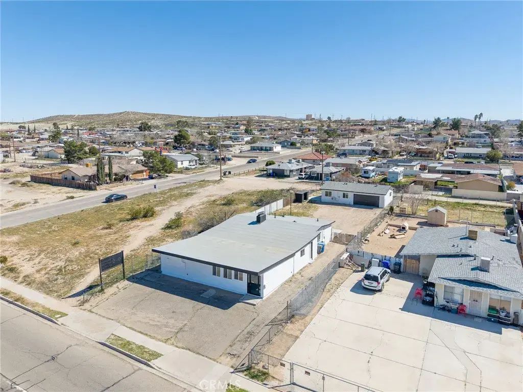 25441 W Main, Barstow