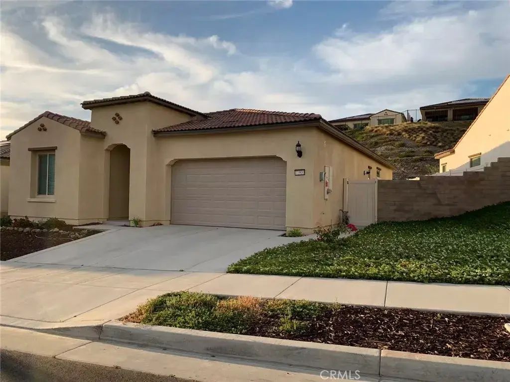 11900 Wandering Way, Corona