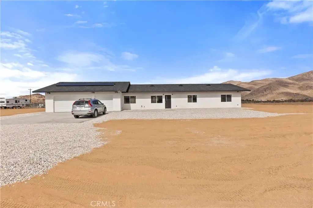 11725 Lagartijo Drive, Apple Valley