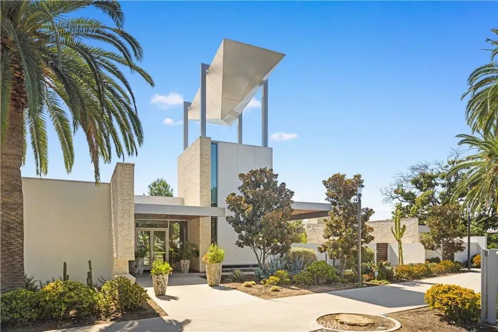 115 Episode, Irvine