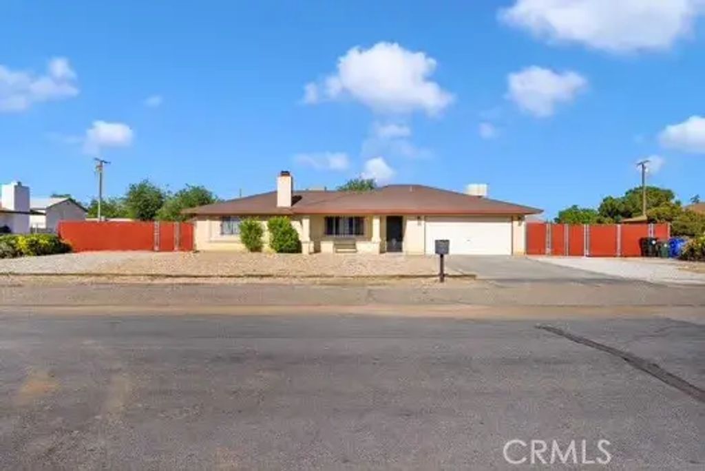 12320 Waynoka, Apple Valley