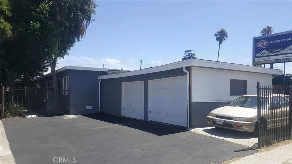 8014 S Western, Los Angeles
