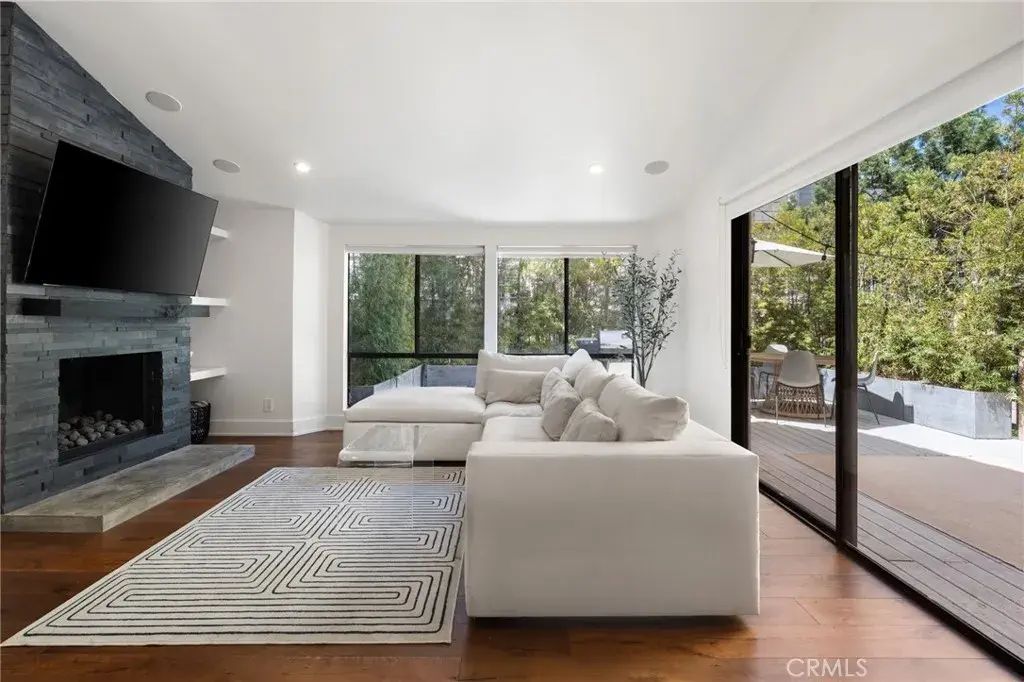 1176 S Westlake F, Westlake Village