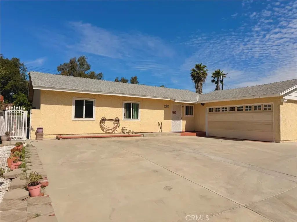 12471 Claretta, Pacoima