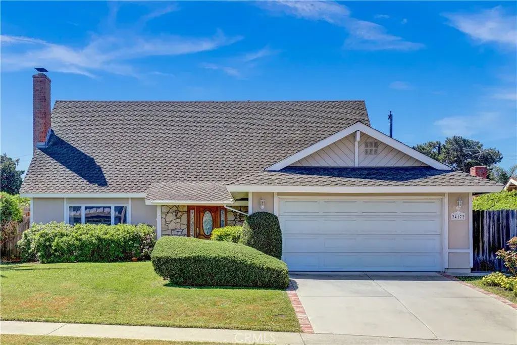 24172 Laulhere, Lake Forest