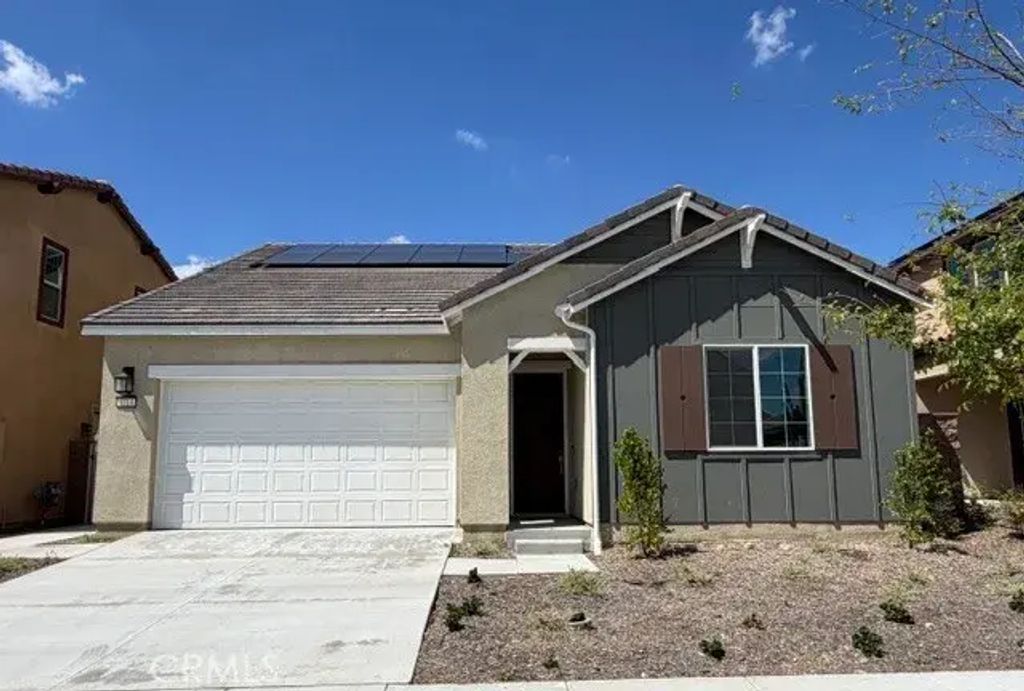 3714 Leafgreen Road, Corona