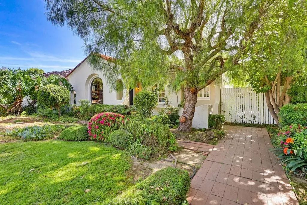 3852 N Weston, Long Beach