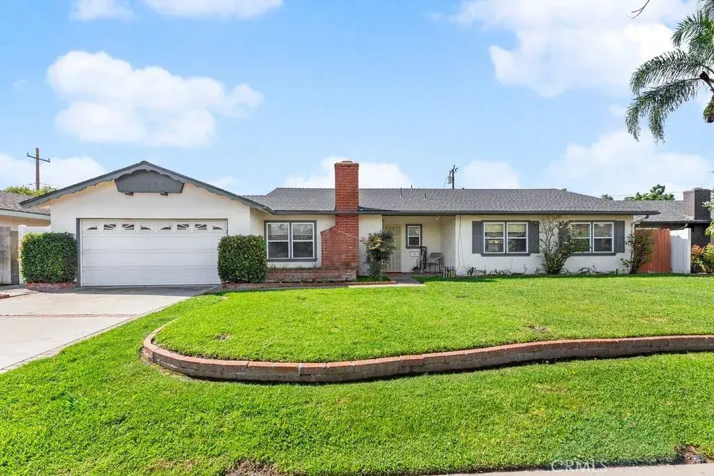 2726 E Diana Avenue, Anaheim