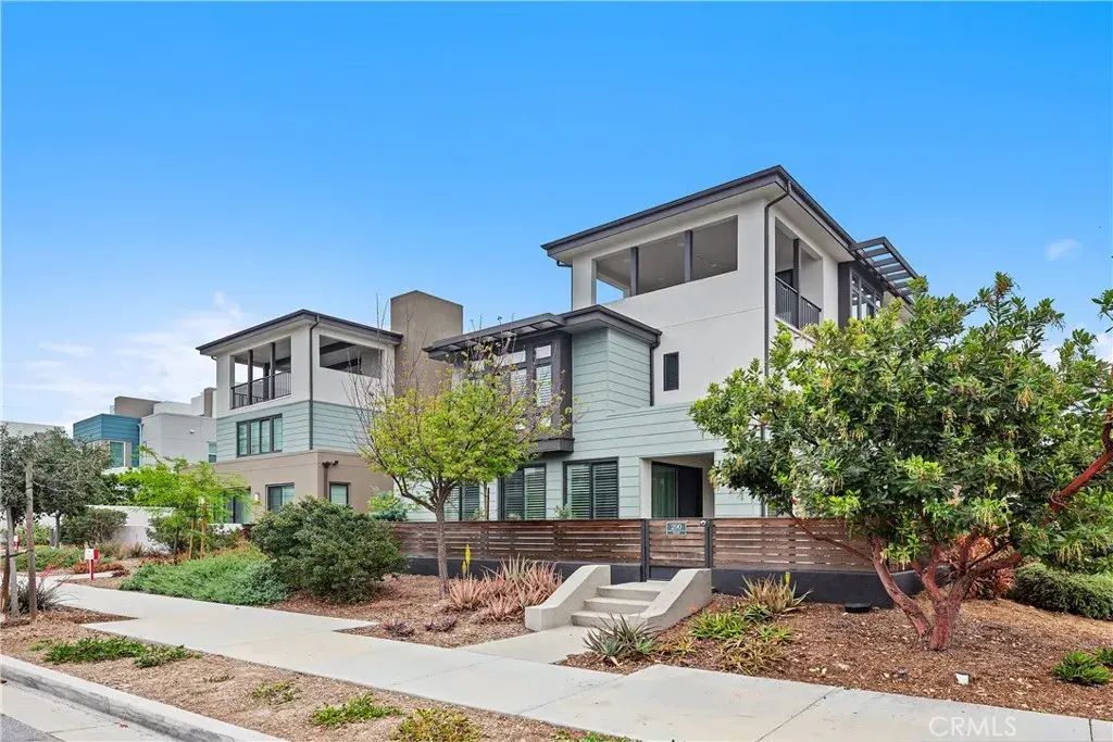 292 Novel, Irvine