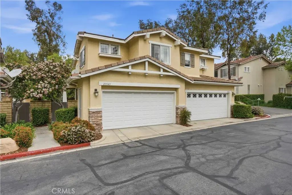 23143 Napa Drive, Valencia