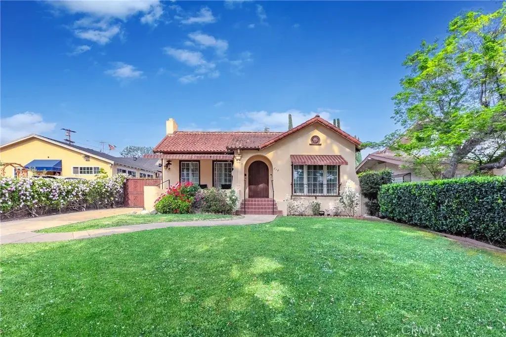 218 N Almansor, Alhambra