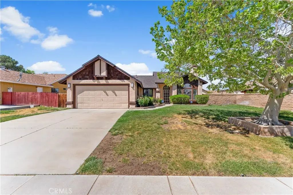 38027 Raintree, Palmdale